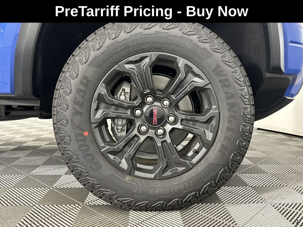 new 2025 GMC Canyon car, priced at $45,095