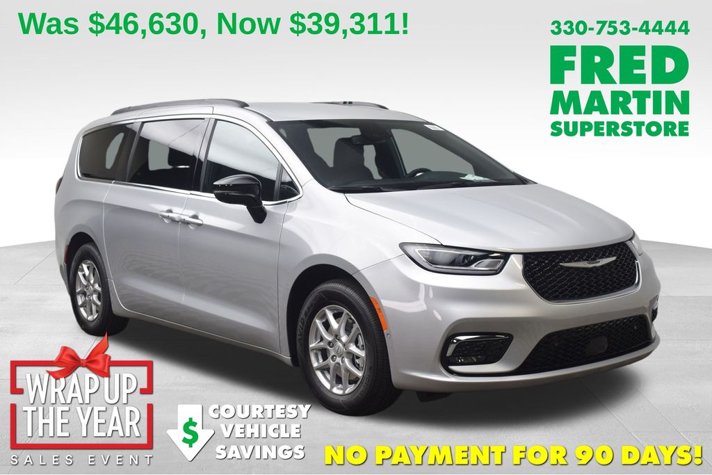 new 2026 Chrysler Pacifica car, priced at $39,311