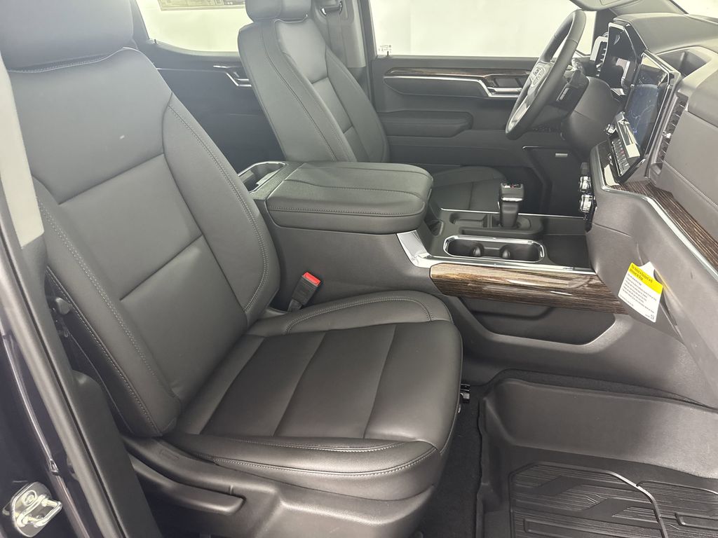 new 2025 GMC Sierra 1500 car, priced at $62,224