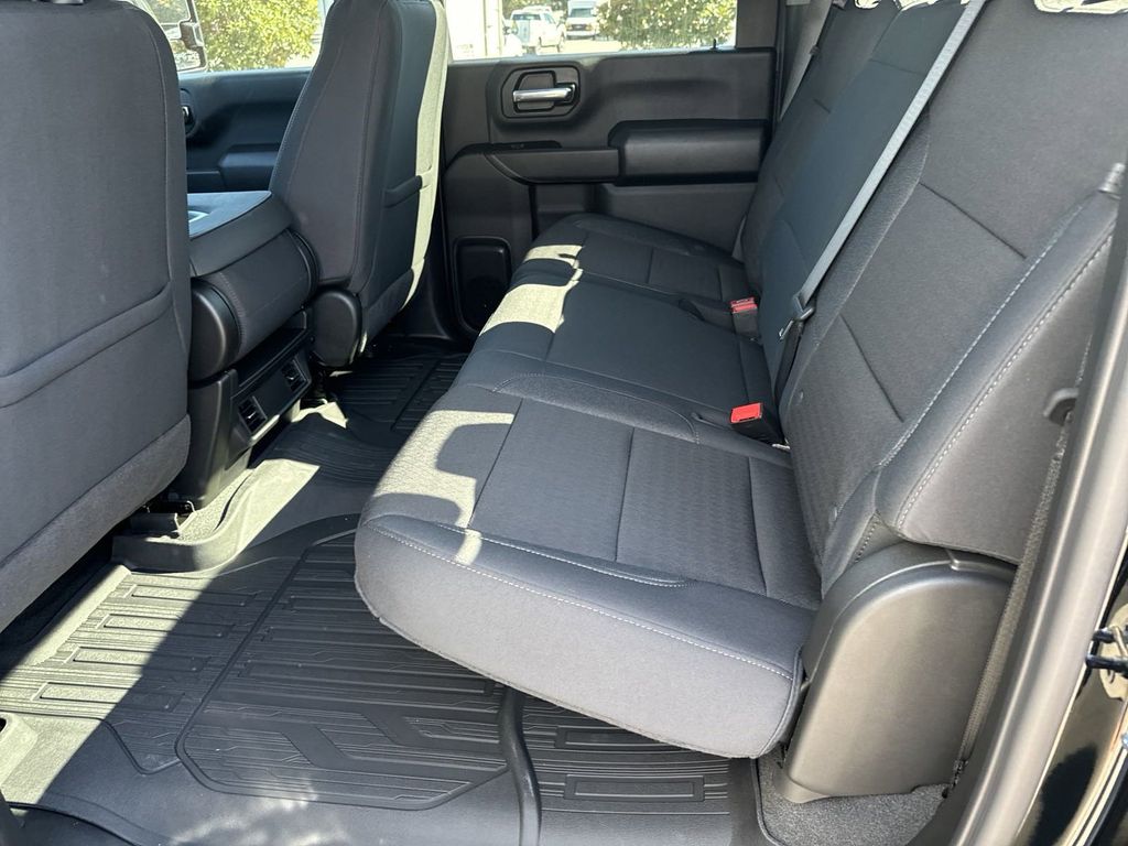 new 2024 GMC Sierra 2500HD car, priced at $59,495