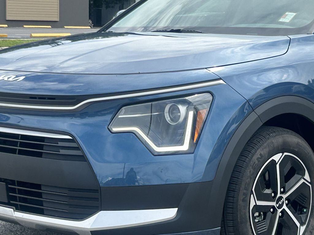 used 2025 Kia Niro car, priced at $23,497
