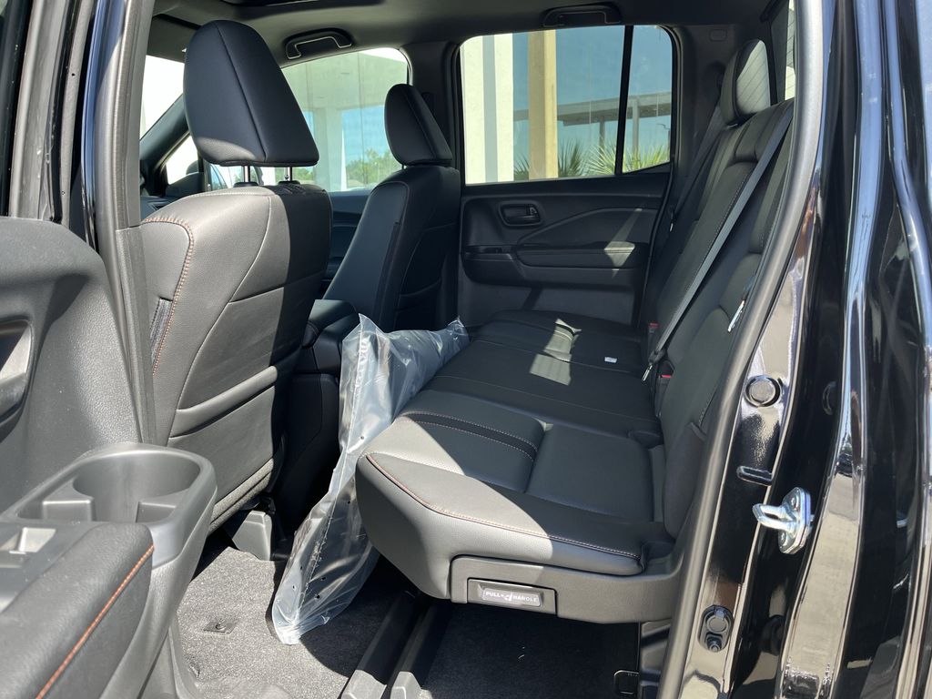 new 2025 Honda Ridgeline car
