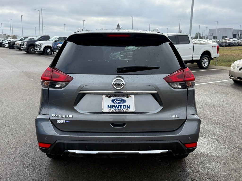 used 2019 Nissan Rogue car, priced at $16,777