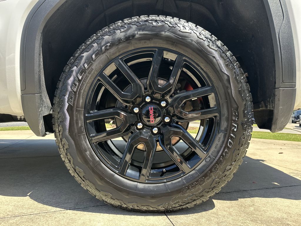 new 2025 GMC Sierra 1500 car, priced at $59,430