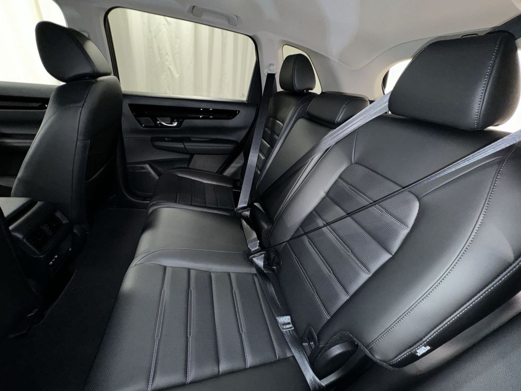 new 2025 Honda CR-V car, priced at $37,895