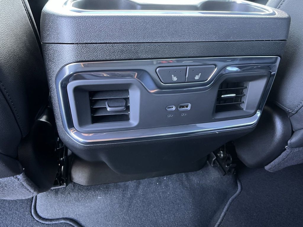new 2025 GMC Sierra 2500HD car, priced at $80,403