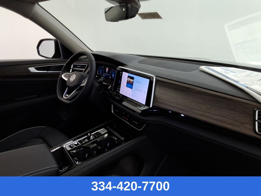new 2025 Volkswagen Atlas car, priced at $50,200