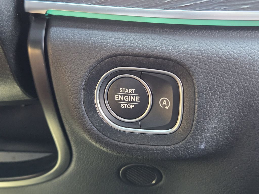 used 2022 Mercedes-Benz GLE car, priced at $47,992