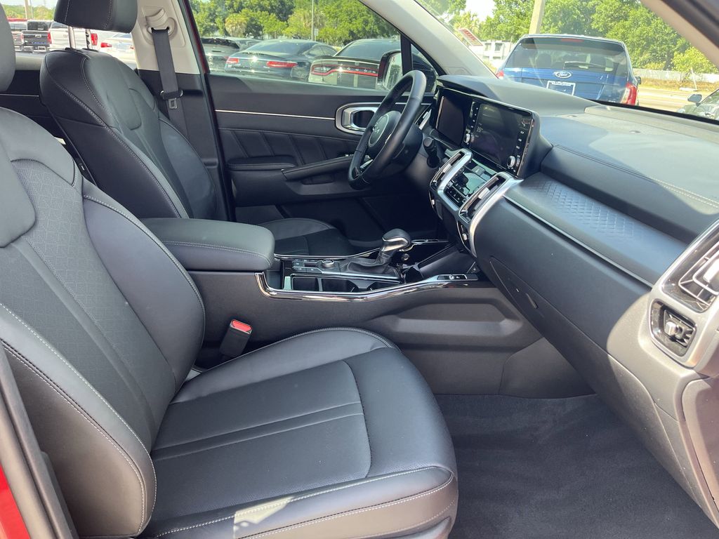 used 2022 Kia Sorento car, priced at $34,291