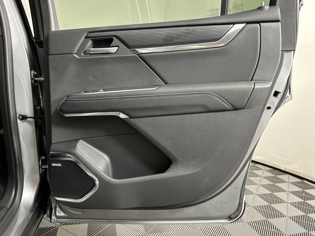 new 2025 GMC Acadia car, priced at $41,525