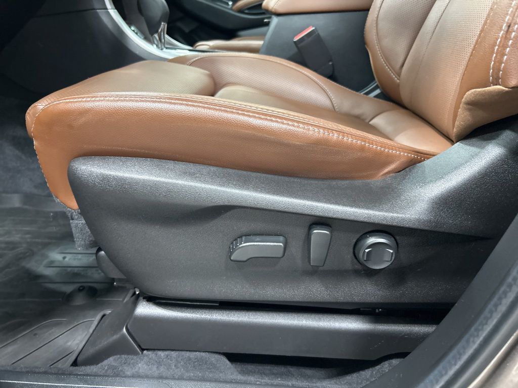 used 2022 Subaru Ascent car, priced at $30,878
