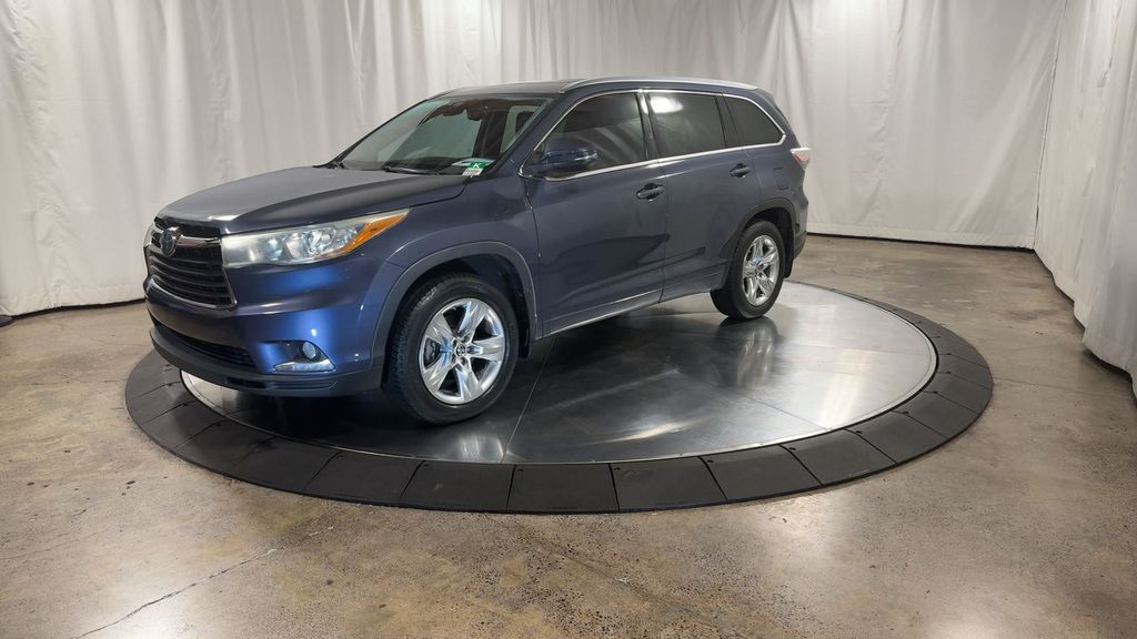 used 2016 Toyota Highlander car, priced at $19,458