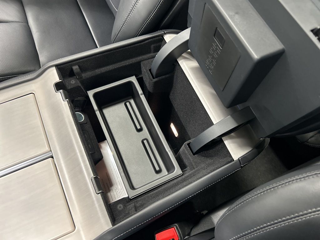 new 2025 Lincoln Navigator L car, priced at $108,185