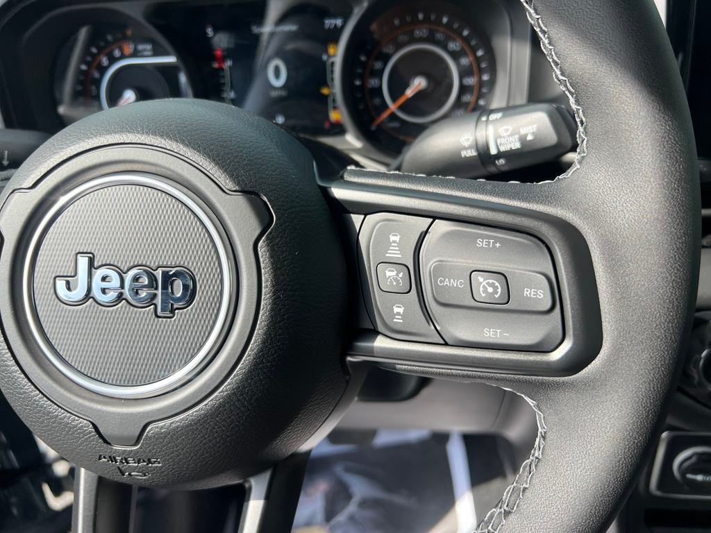 new 2025 Jeep Gladiator car, priced at $46,990