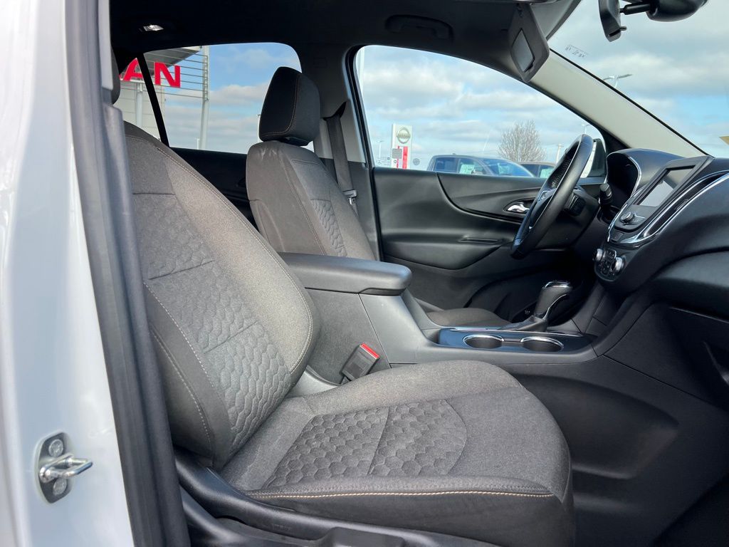 used 2020 Chevrolet Equinox car, priced at $17,500