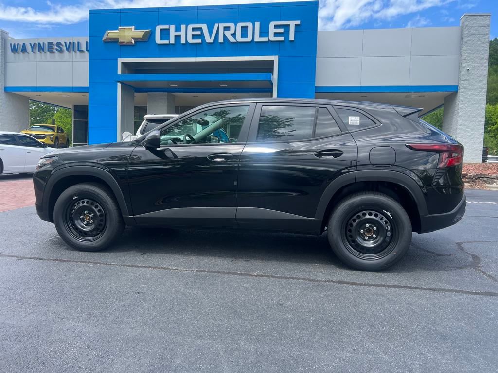new 2025 Chevrolet Trax car, priced at $22,290