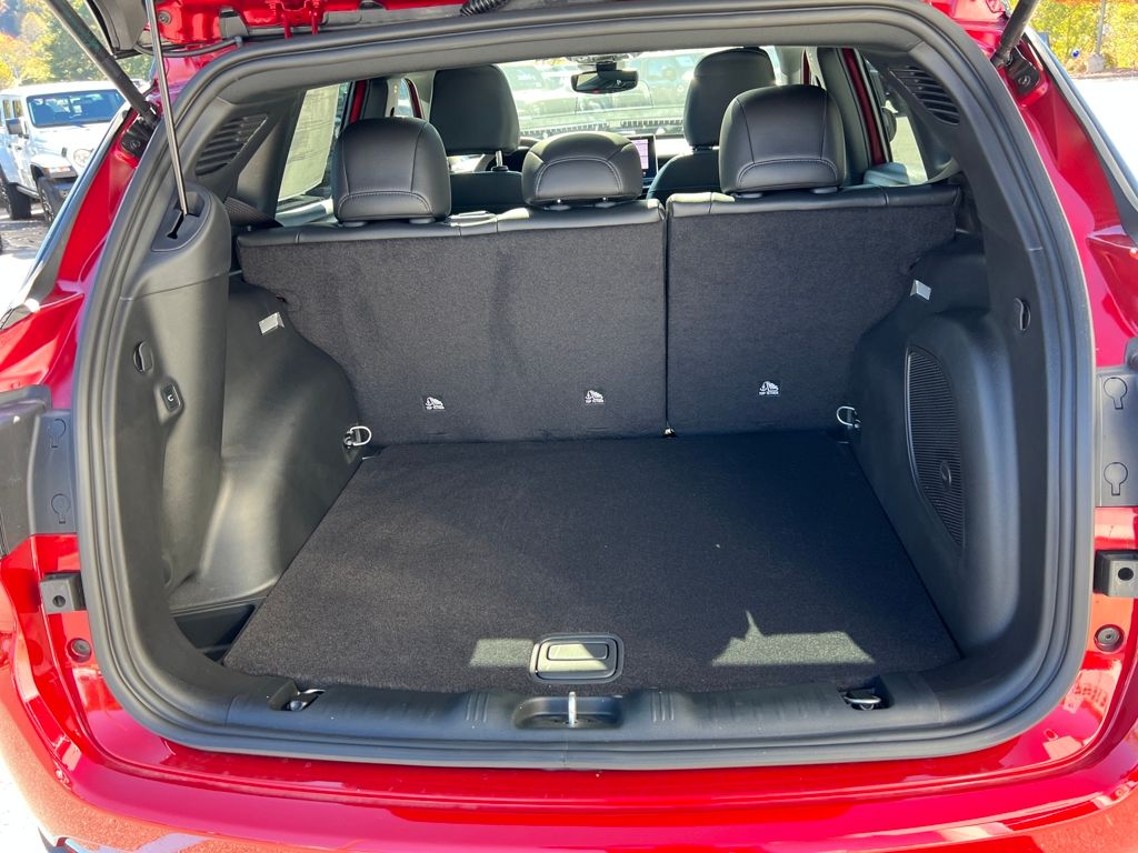 new 2026 Jeep Compass car, priced at $38,005