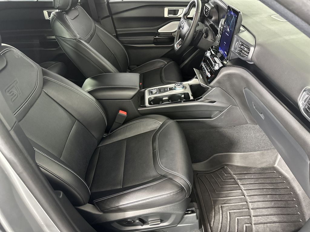 used 2023 Ford Explorer car, priced at $46,647