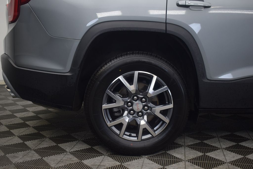 used 2023 GMC Acadia car, priced at $25,000