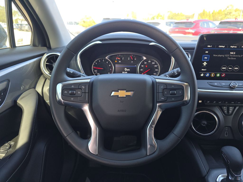 new 2025 Chevrolet Blazer car, priced at $35,295