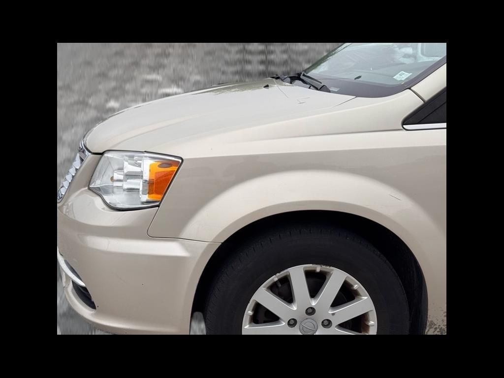 used 2015 Chrysler Town & Country car, priced at $8,034