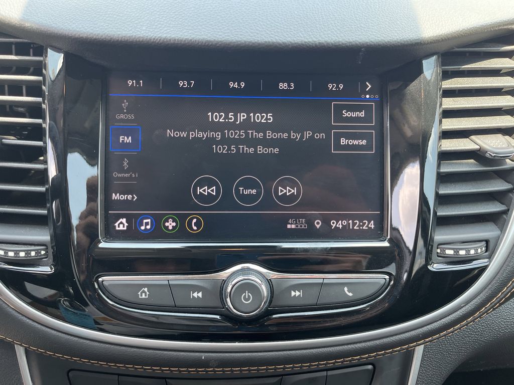 used 2020 Chevrolet Trax car, priced at $9,792