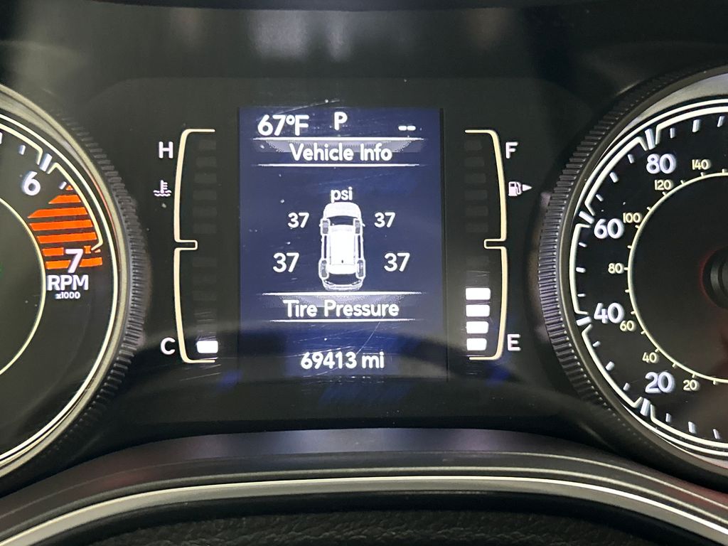 used 2019 Jeep Cherokee car, priced at $16,501