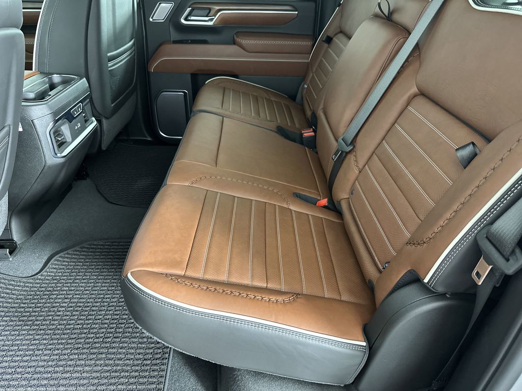 new 2025 GMC Sierra 2500HD car, priced at $94,014