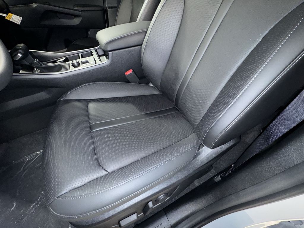 new 2025 Kia Sorento car, priced at $42,074