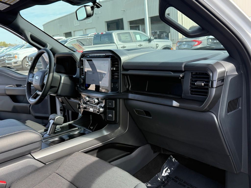 new 2024 Ford F-150 car, priced at $47,450