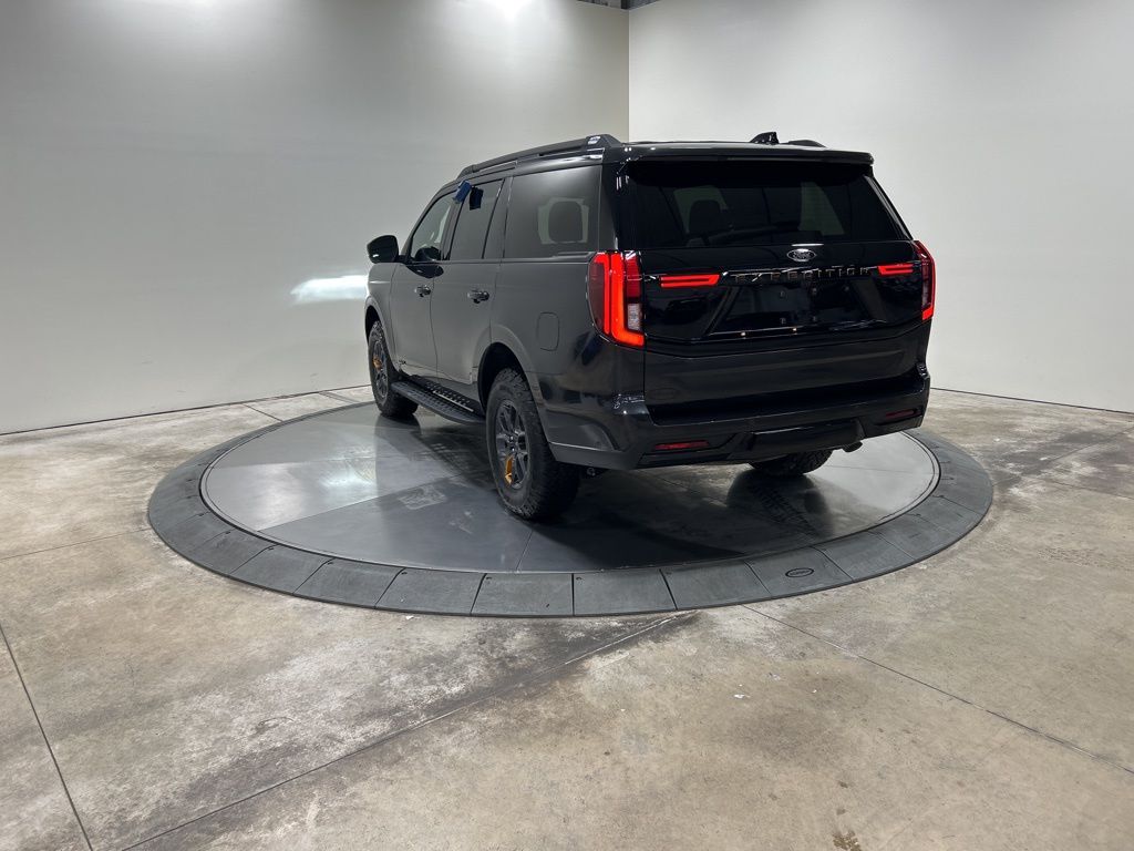 used 2025 Ford Expedition car, priced at $83,462