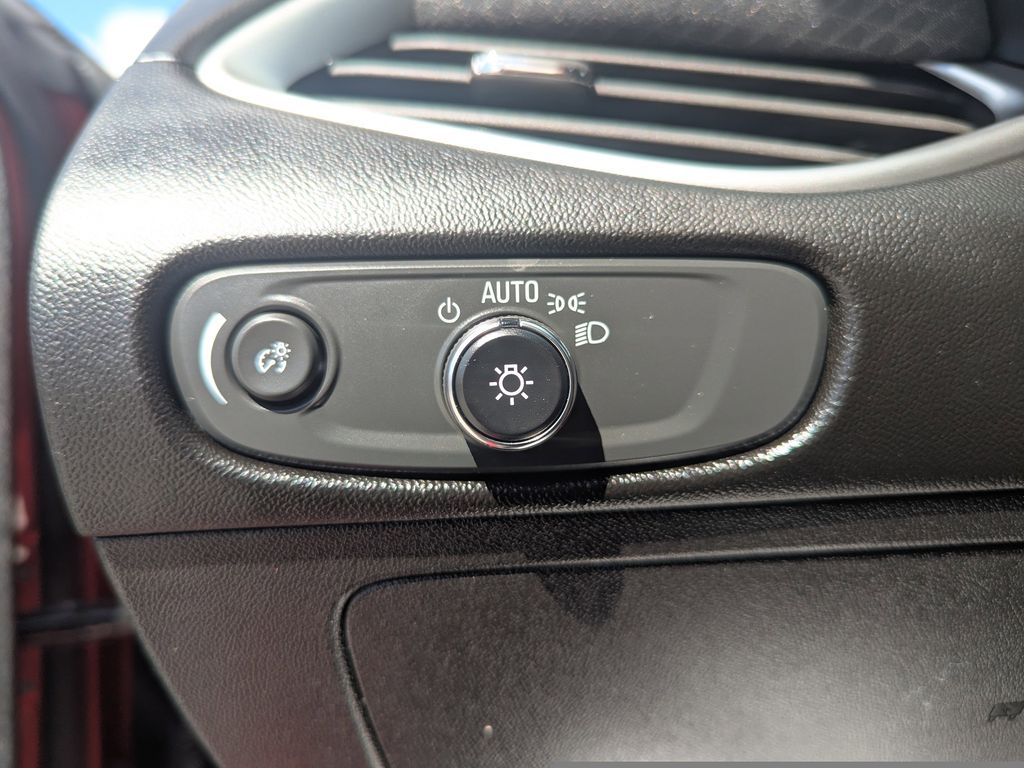 used 2024 Chevrolet Malibu car, priced at $17,994