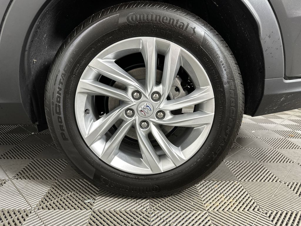 new 2025 Buick Envista car, priced at $24,790