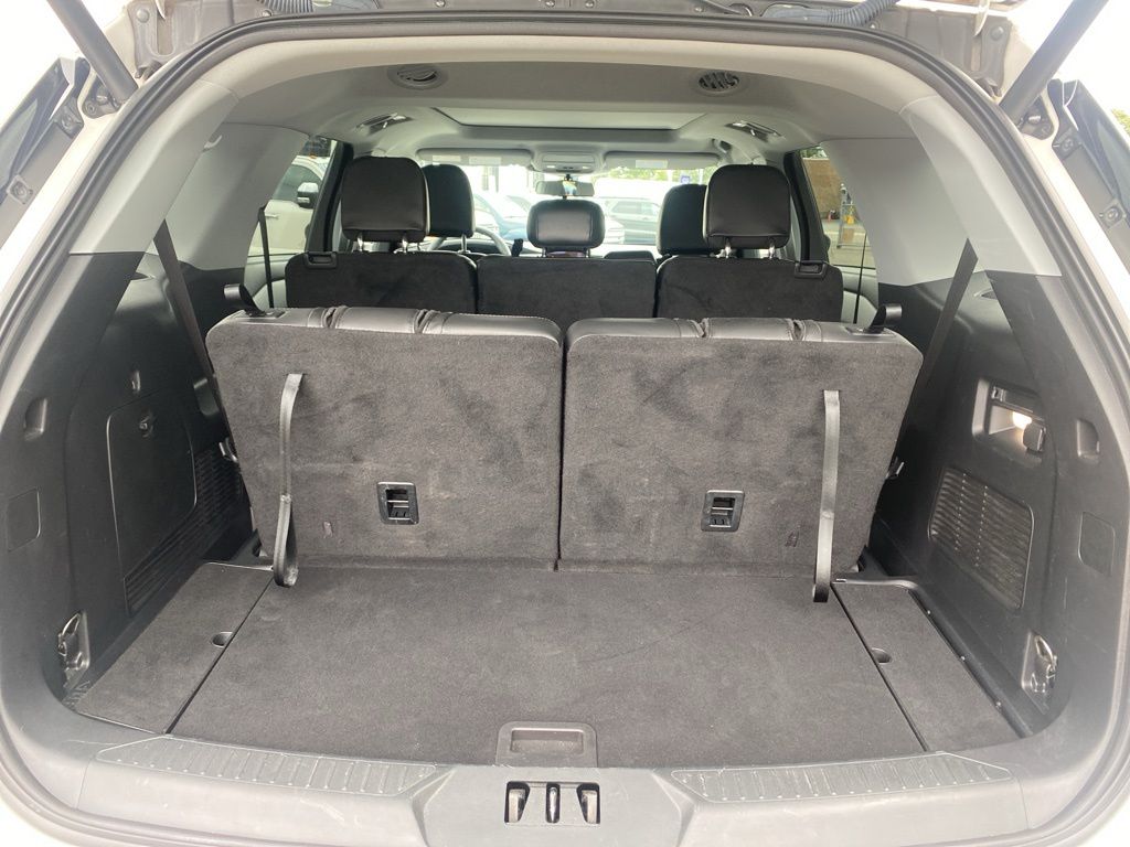 used 2022 Ford Explorer car, priced at $31,995