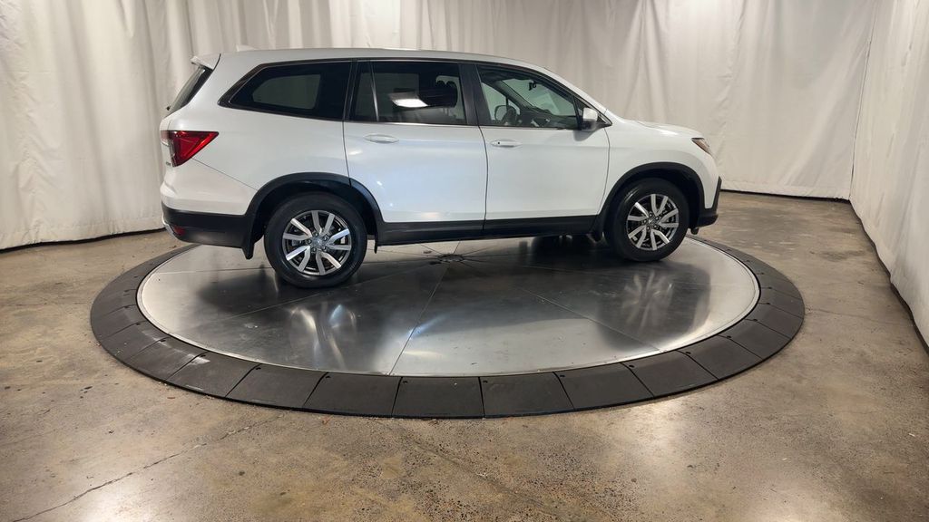 used 2022 Honda Pilot car, priced at $35,425