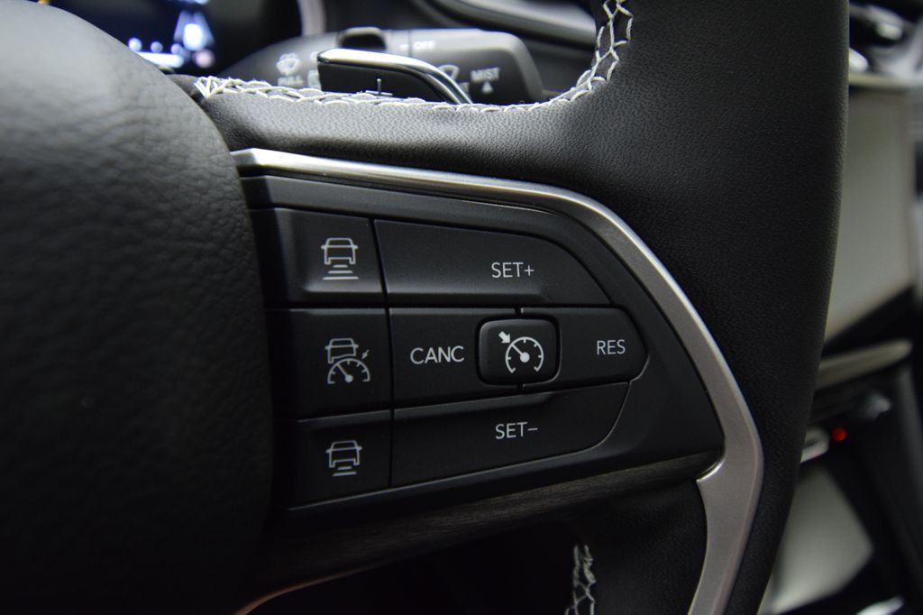 new 2025 Jeep Grand Cherokee car, priced at $45,285
