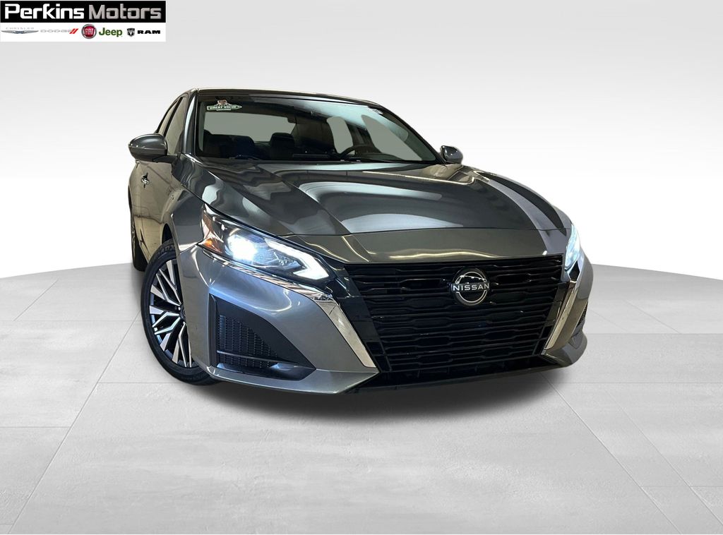 used 2023 Nissan Altima car, priced at $19,185