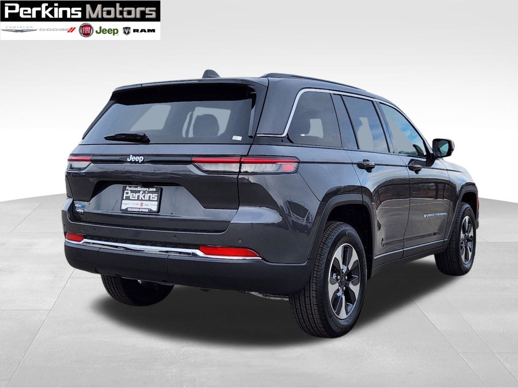 new 2025 Jeep Grand Cherokee car, priced at $53,864