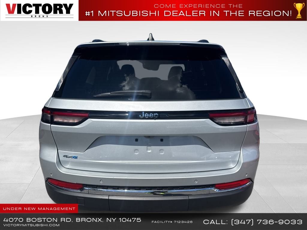 used 2023 Jeep Grand Cherokee car, priced at $22,495