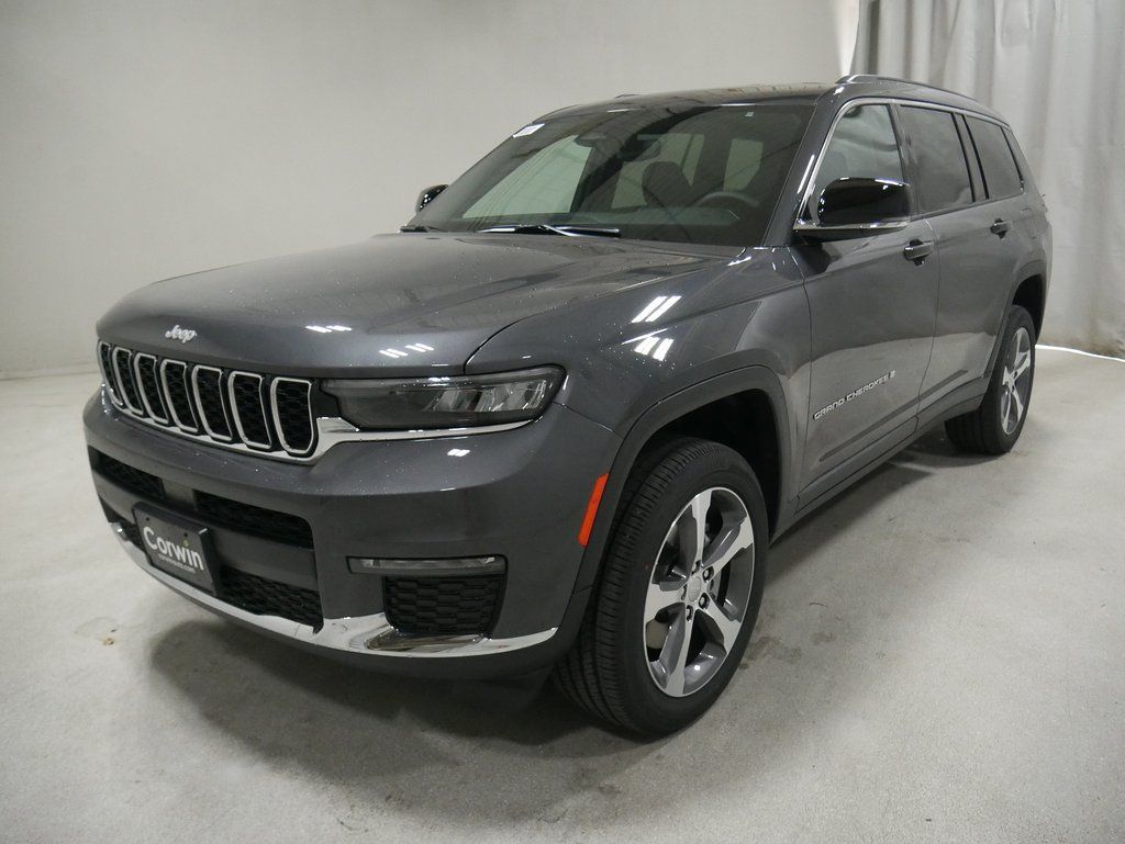 new 2024 Jeep Grand Cherokee L car, priced at $48,920