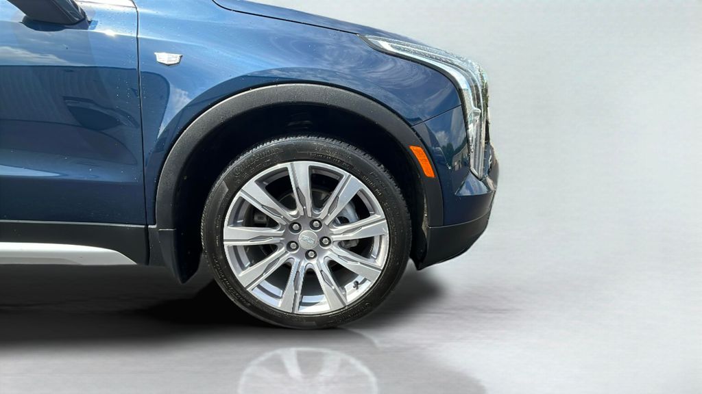used 2020 Cadillac XT4 car, priced at $24,956