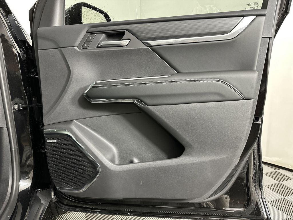 new 2025 GMC Acadia car, priced at $50,624