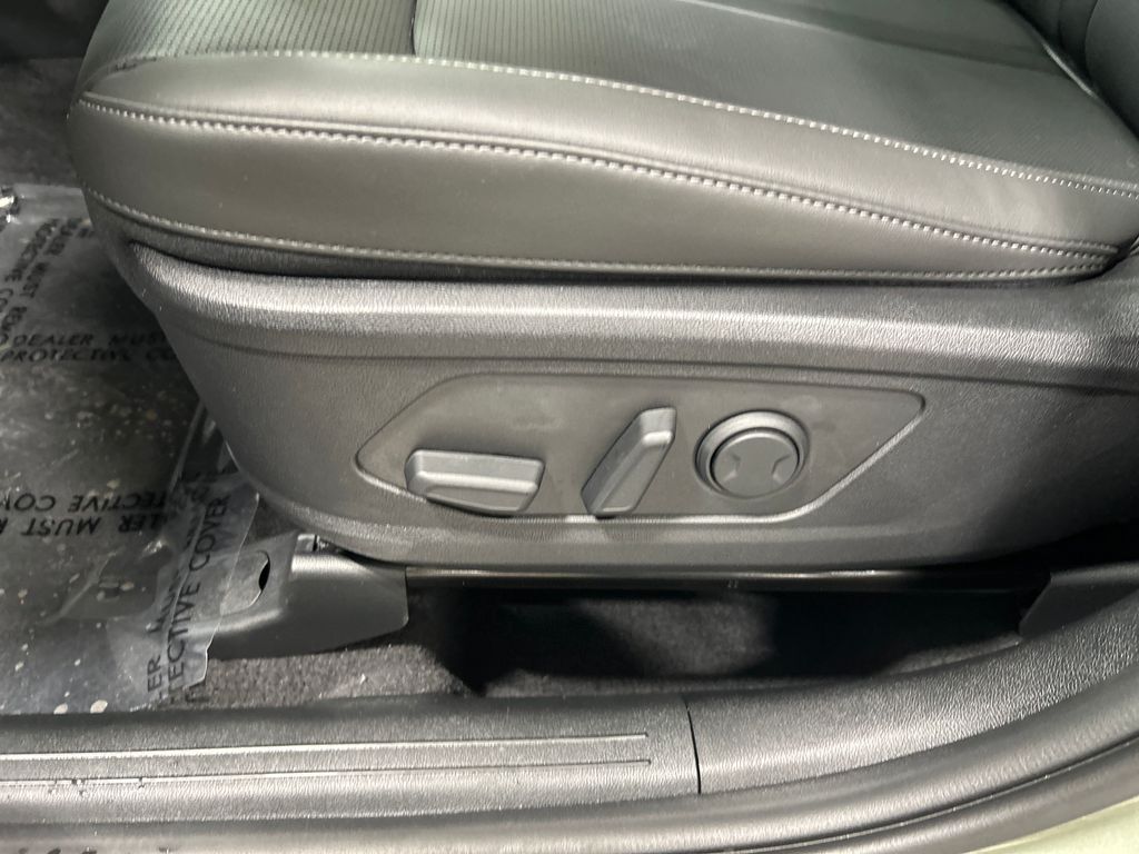 new 2025 Kia Sorento car, priced at $44,470