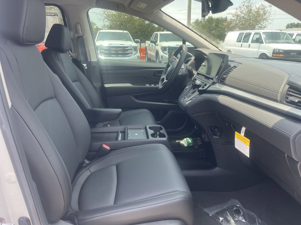 new 2025 Honda Odyssey car, priced at $42,360