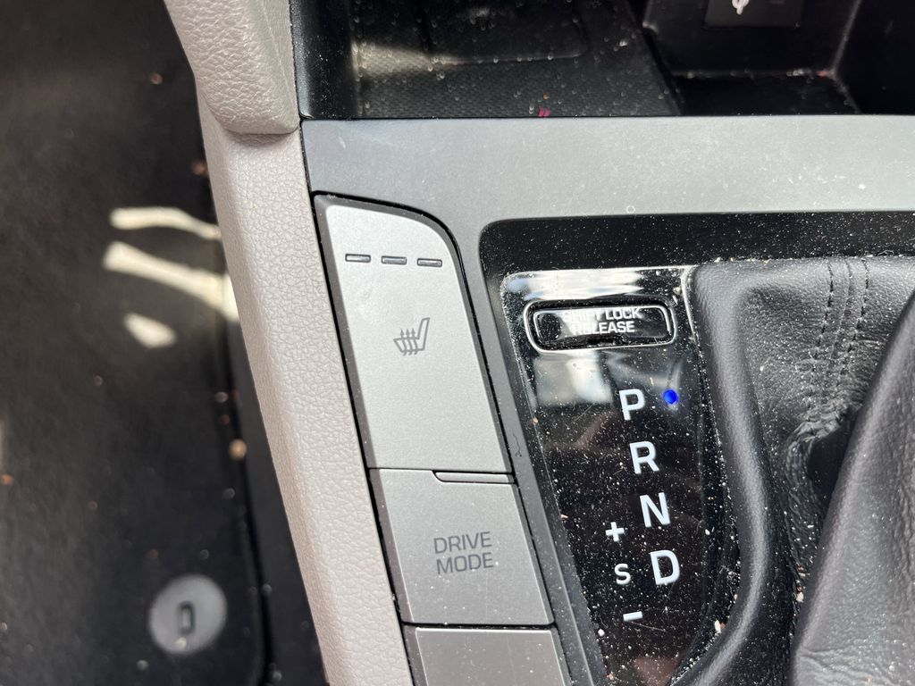 used 2020 Hyundai Elantra car, priced at $15,992