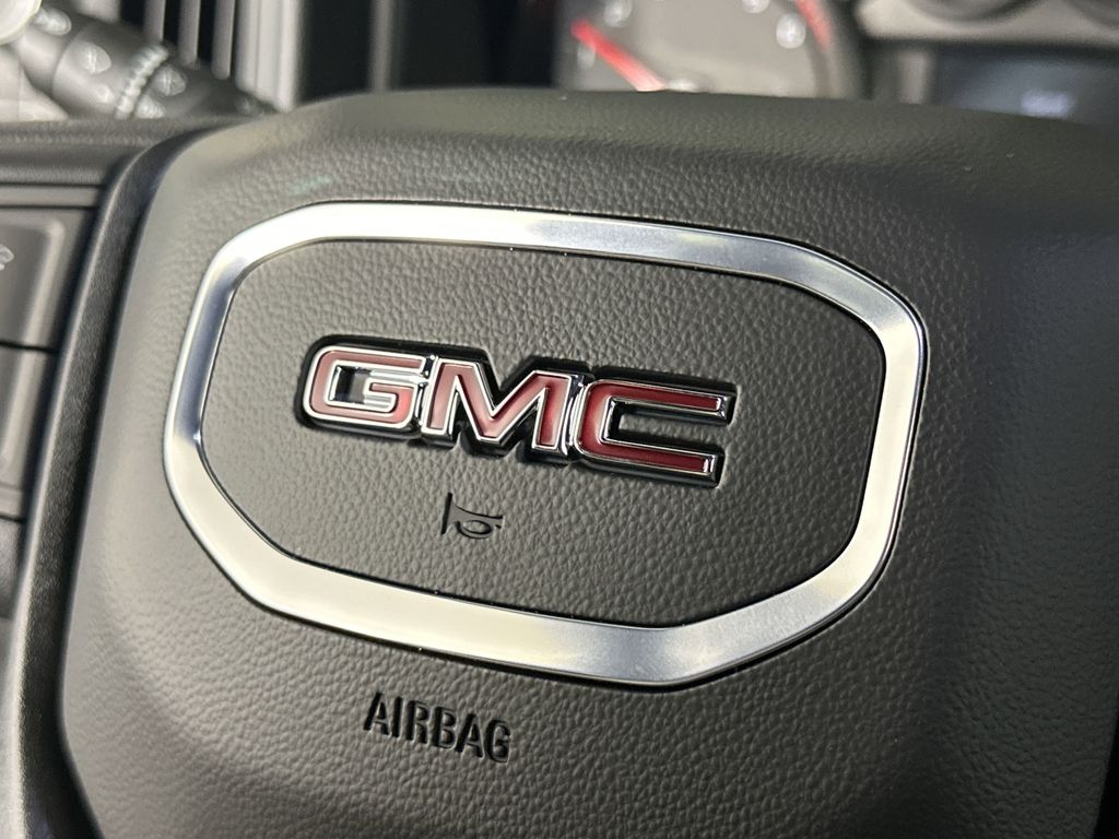 new 2025 GMC Sierra 1500 car, priced at $44,345
