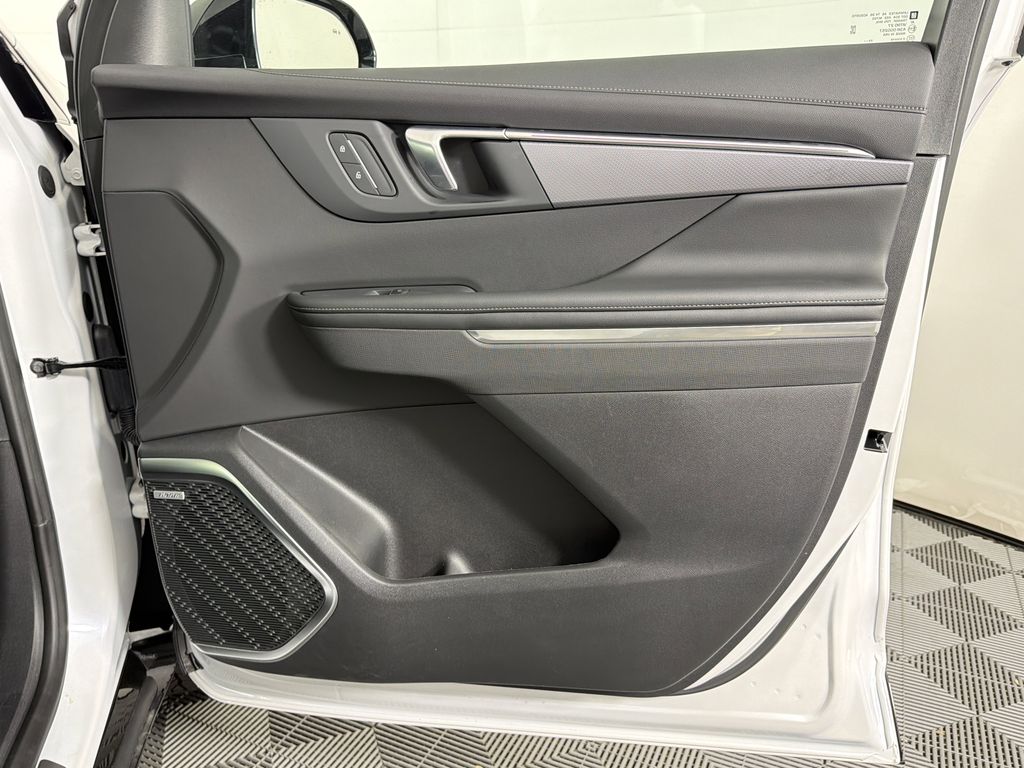 new 2025 Buick Enclave car, priced at $44,630