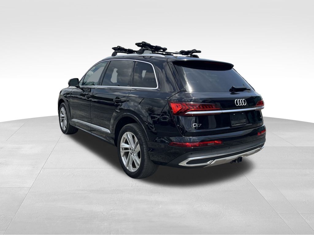 used 2020 Audi Q7 car, priced at $26,492