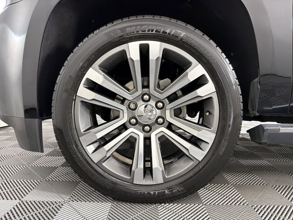 used 2019 GMC Yukon car, priced at $37,995
