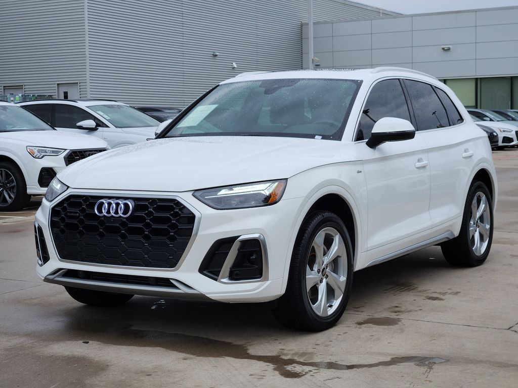 used 2023 Audi Q5 car, priced at $39,622